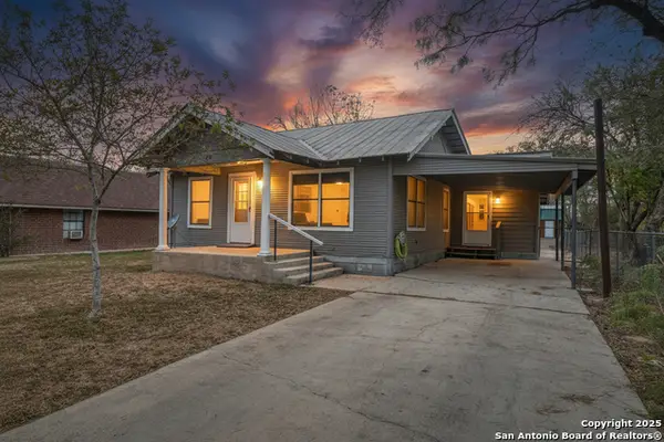 214 W Frio, Uvalde, TX 78801