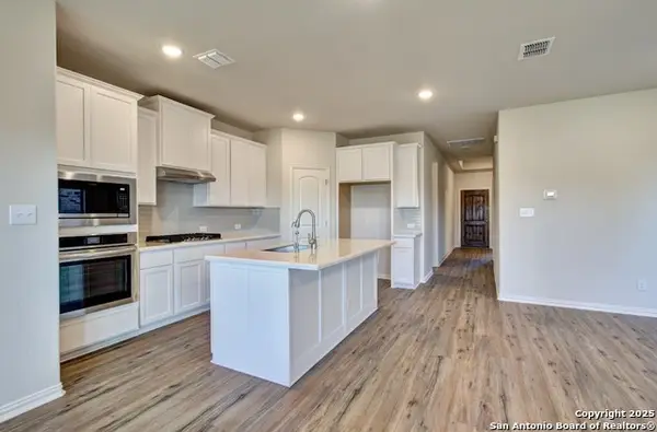 1826 Pining Street, New Braunfels, TX 78132