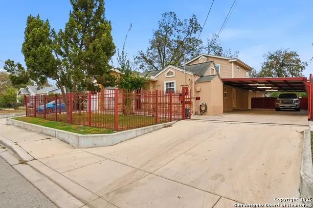 1314 W Theo Ave, San Antonio, TX 78225 - Image #2