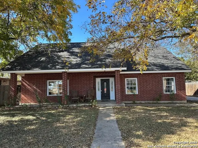 720 S Creek St Fredericksburg, Fredericksburg, TX 78624 - Image #1