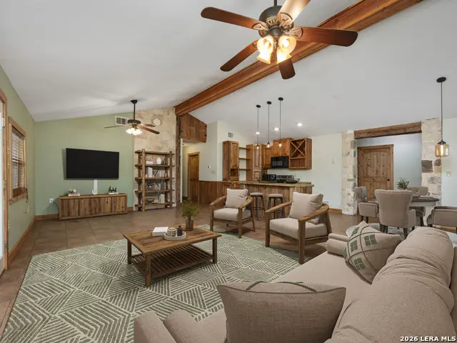 340 Rio Oak, Pipe Creek, TX 78063 - #2