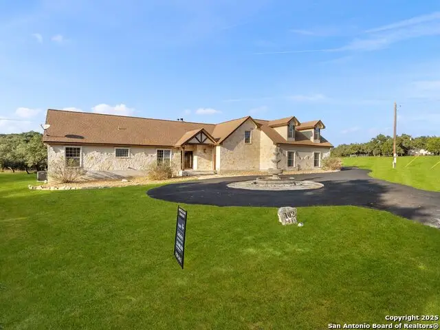 102 Oak Valley Dr, Boerne, TX 78006 - Image #3