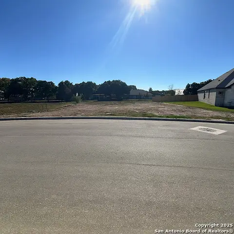 183 Janice Avenue, Castroville, TX 78009 - Image #2