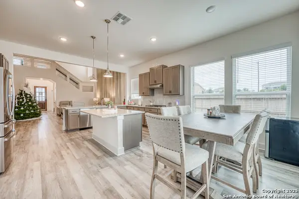 216 Buttercup Alley, San Antonio, TX 78253