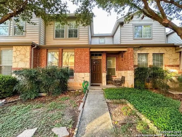 2508 Grayson Cir, San Antonio, TX 78232