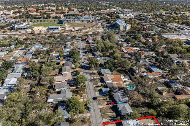4466 Lark Ave, San Antonio, TX 78228 - Image #3
