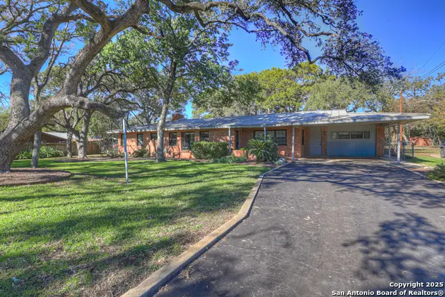 447 Lakeview, New Braunfels, TX 78130 - Image #3