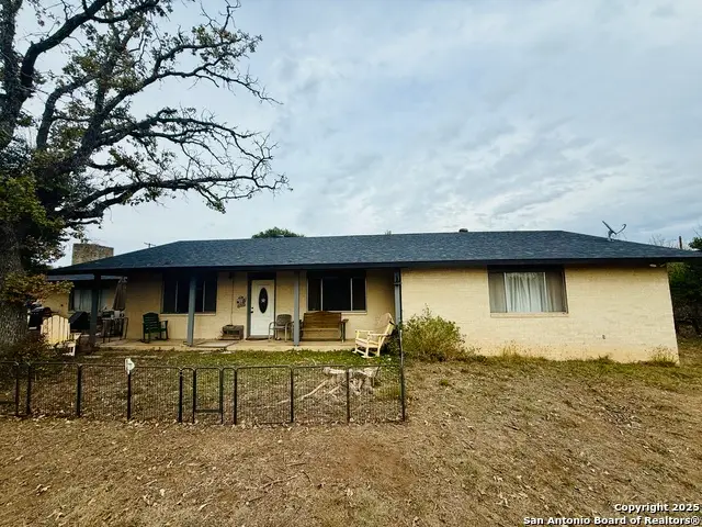3394 Junction Hwy - B, Ingram, TX 78025 - Image #1