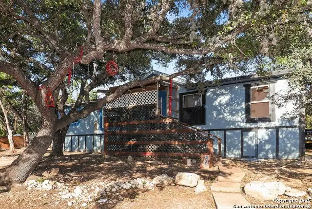 833 High Dr, Spring Branch, TX 78070 - Image #2