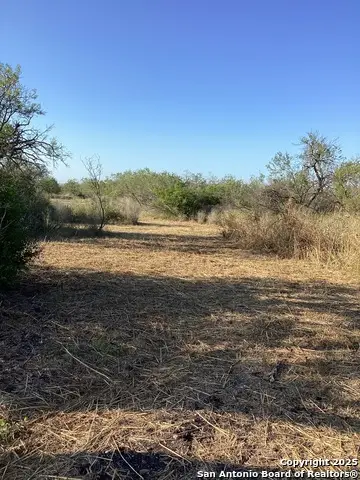 435 Rock Bridge Trl, Seguin, TX 78155 - Image #3