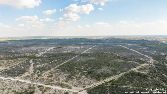 2212 Lausen, Del Rio, TX 78840 - #2