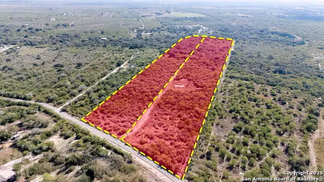 4796 Leslie Lane, Beeville, TX 78102 - #1