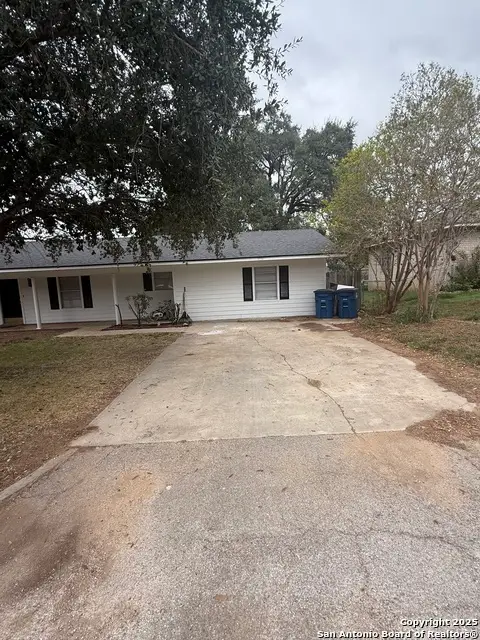 1410 F, Floresville, TX 78114 - Image #2