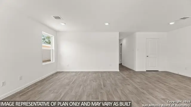 2058 Zephyr Lily, San Antonio, TX 78221 - Image #3