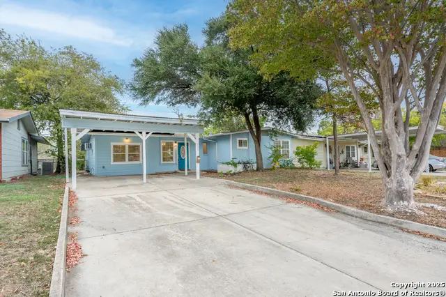 239 Craigmont, San Antonio, TX 78213 - Image #3