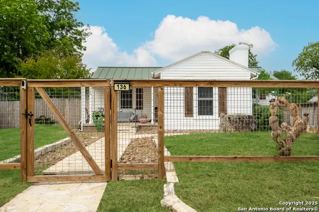 136 John Page, San Antonio, TX 78228 - Image #1