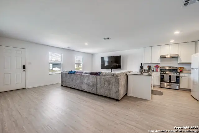 8623 Astral Place, San Antonio, TX 78252 - Image #3