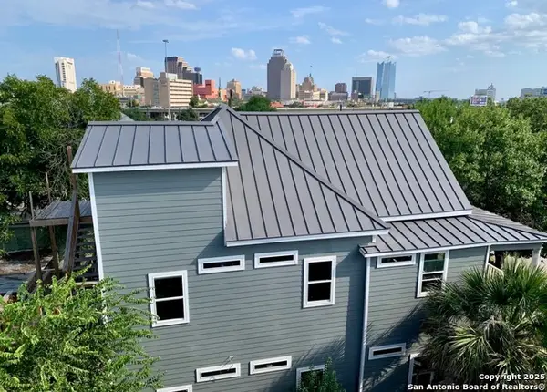 94 Lewis St., San Antonio, TX 78212