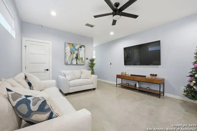 2106 Schley Ave, San Antonio, TX 78210 - Image #3