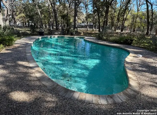 28133 E Windwood Dr, Boerne, TX 78006 - Image #3
