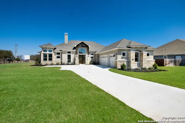 3363 Harvest View, Marion, TX 78124