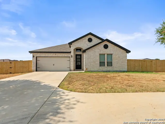 132 Medium Meadow, Lytle, TX 78052 - Image #1