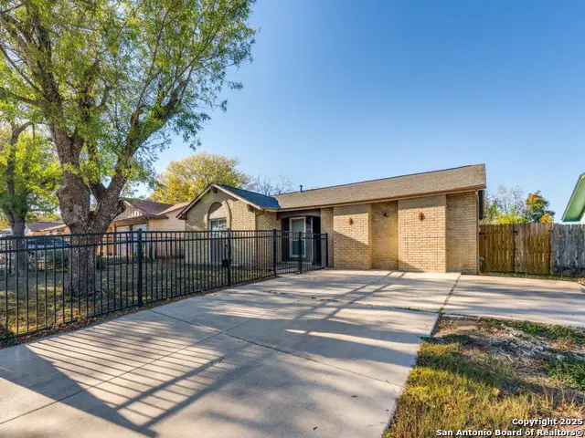 7626 Meadow Lawn, San Antonio, TX 78251 - Image #2