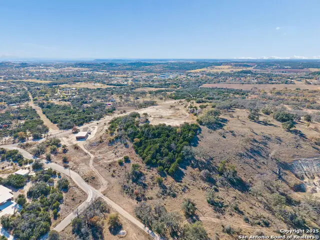 944 Metzger, Fredericksburg, TX 78624 - Image #2