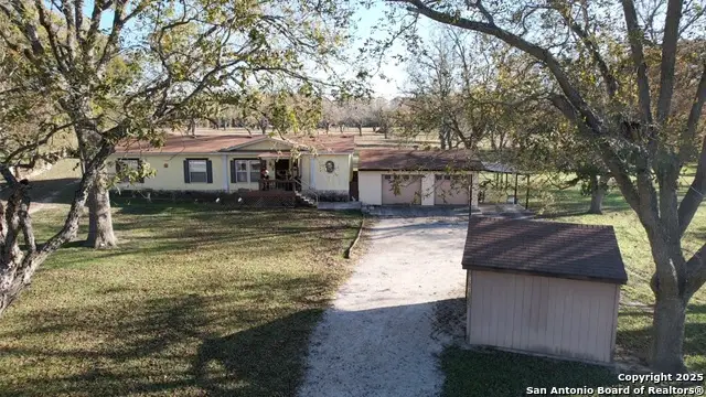 118 Satterfield, New Braunfels, TX 78130 - Image #2
