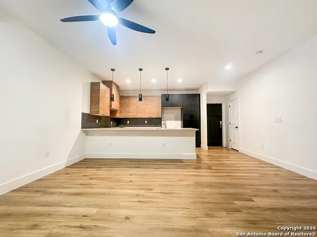 721-723 Iowa #721 723, San Antonio, TX 78203 - Image #3