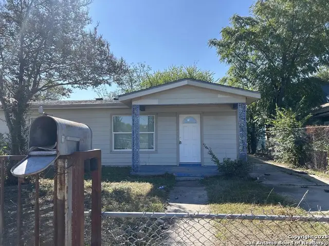 2618 Lombrano St, San Antonio, TX 78228 - Image #1