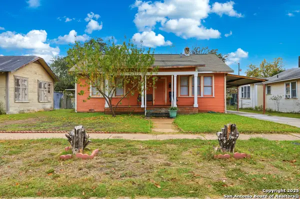 114 Bailey, San Antonio, TX 78210