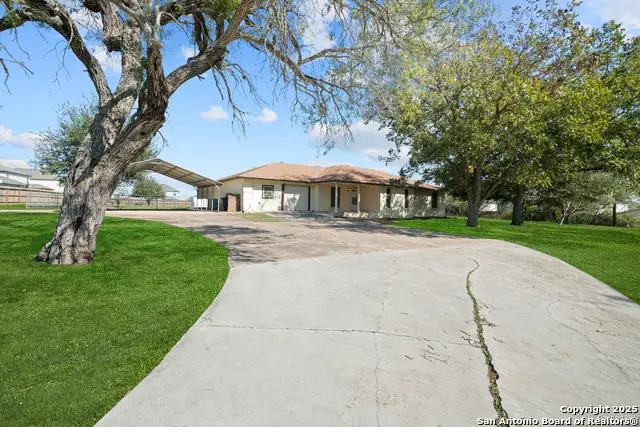 5220 E Fm 1518 N, Saint Hedwig, TX 78152 - #3