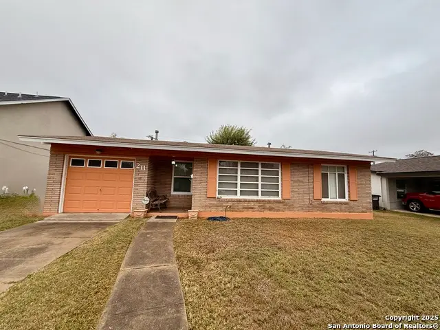 211 Chelsea, San Antonio, TX 78213 - Image #1