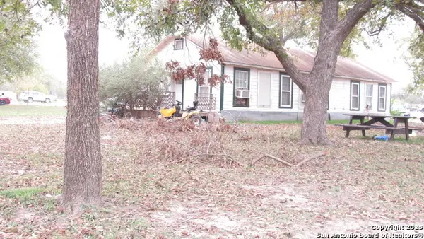 9221 Nelson Rd., San Antonio, TX 78252