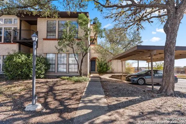 6100 Woodlake #312, San Antonio, TX 78244