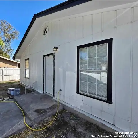 1503 Vanderbilt, San Antonio, TX 78210