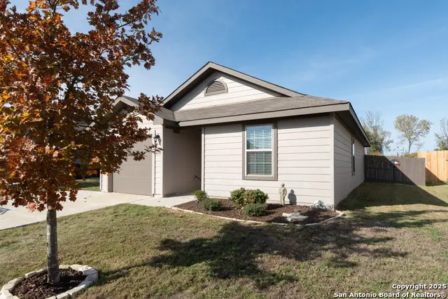 2204 Darst, Seguin, TX 78155 - Image #2