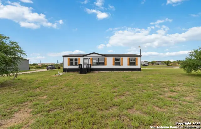 262 County Road 2662, Moore, TX 78057 - Image #2