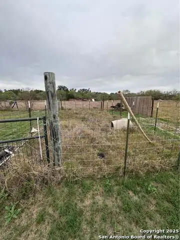 370 County Road 347, Hondo, TX 78861 - Image #2