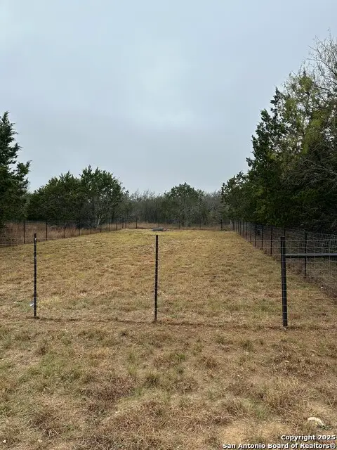 378 Medina, Bandera, TX 78003 - Image #3