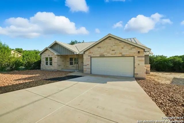 207 Deer Oaks, Lakehills, TX 78063 - Image #3