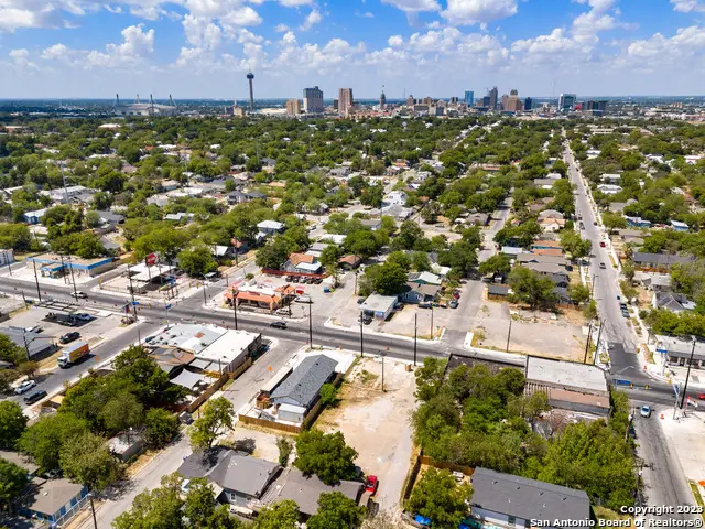 920 N New Braunfels Ave, San Antonio, TX 78202 - #3