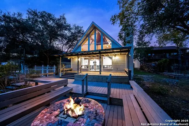 884 Lakebreeze, Canyon Lake, TX 78133 - Image #2