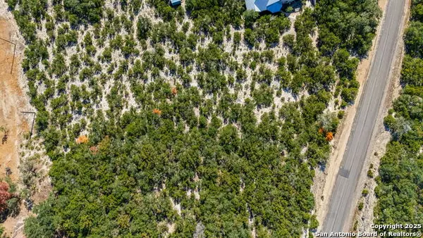 23625 Up Mountain Trail, San Antonio, TX 78255