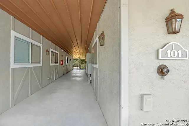 730 E Mather # 101, New Braunfels, TX 78130 - Image #1