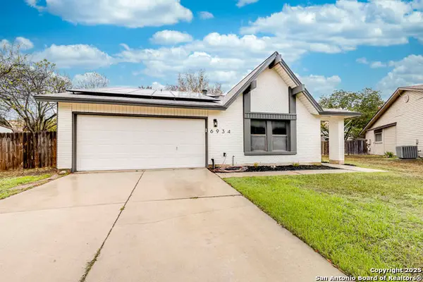 6934 Country Elm, San Antonio, TX 78240