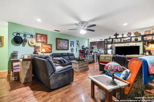 4918 Dare Ln, San Antonio, TX 78217 - Image #3