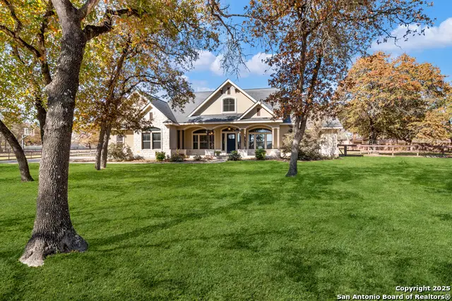 112 Elk Run, La Vernia, TX 78121 - Image #2