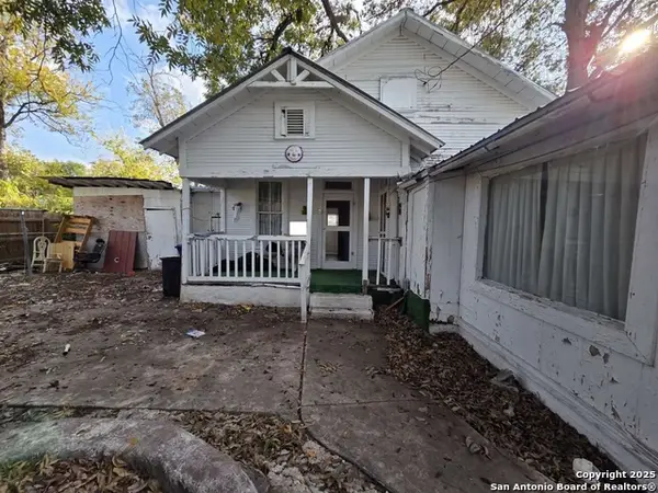 116 Hill, San Antonio, TX 78212